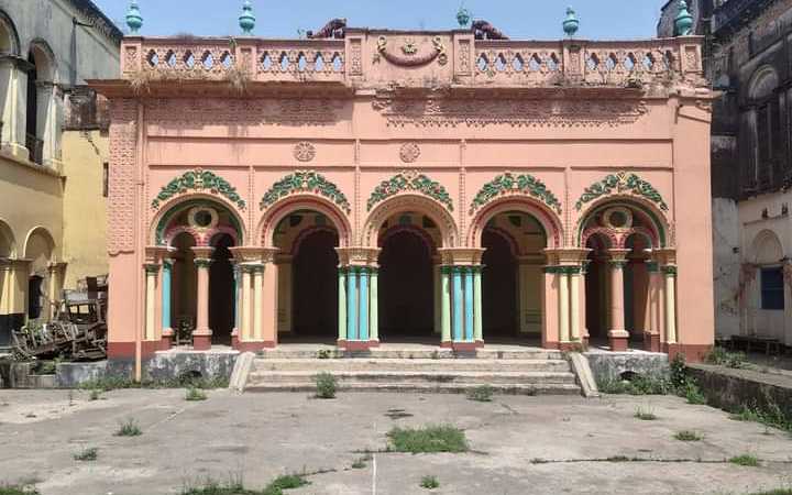 murapara rajbari in bangladesh is being used as an educational institution