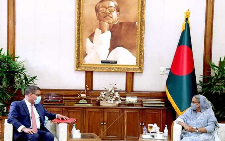 dhaka hopes that london will uphold the interests of countries at risk of climate change said sheikh hasina