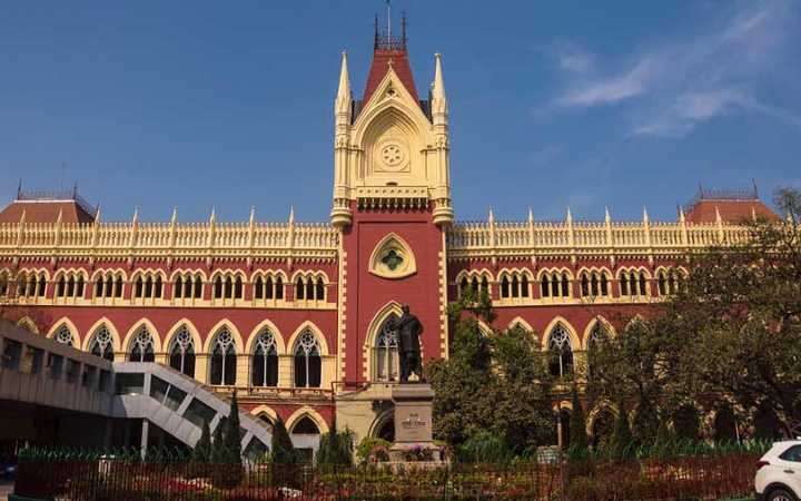 calcutta high court wants list of fifteen thousand teachers who appointed in two years ago