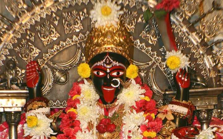 know about famous dakhineshwar kali temple in kolkata