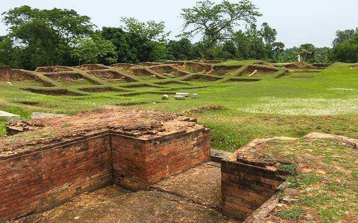 jagaddal vihara is one of the ancient architecture in bangladesh