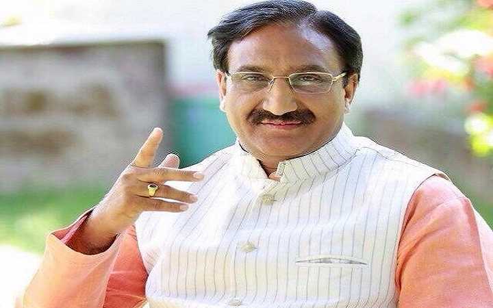 education minister ramesh pokhriyal fell ill again after leaving corona