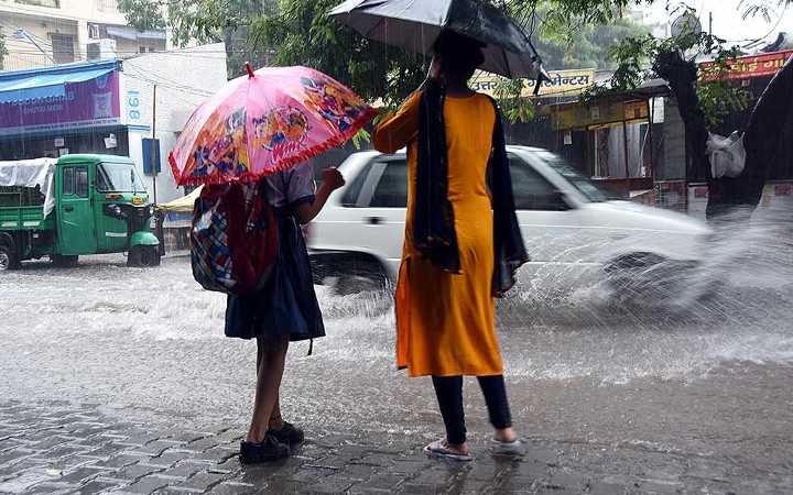 kolkata to be drenched in rain cyclone yash to come