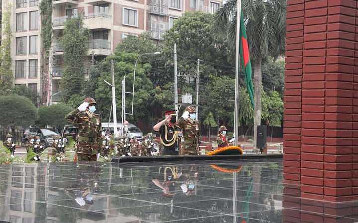 indian army chief general manoj mukund naravane has arrived in dhaka on five day visit