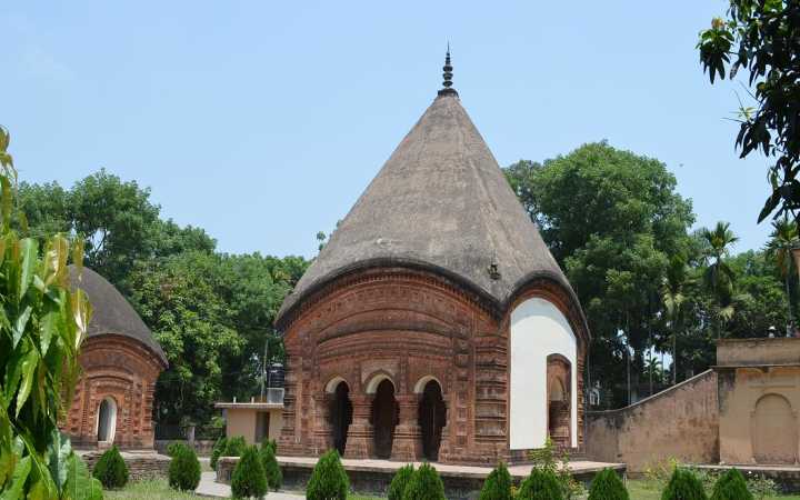 puthia rajbari in bangladesh is unique example of indo european architecture