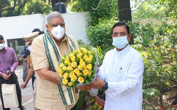 west bengal governor jagdeep dhankhar is holding a meeting with coal minister pralhad joshi