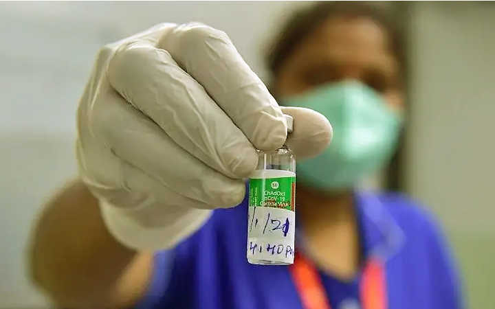 first death in the country after being vaccinated against corona the government panel report said