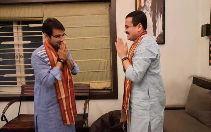 bjp leader anirban ganguly meets bengali superstar prosenjit chatterjee