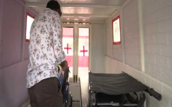 a man sets up floating ambulance to deal with the covid 19 crisis