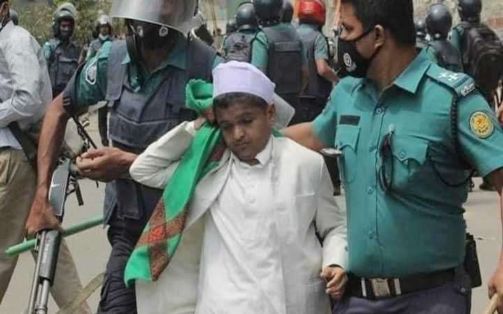 anti narendra modi protest in dhaka shishu bakta rafiqul islam arrested from motijheel