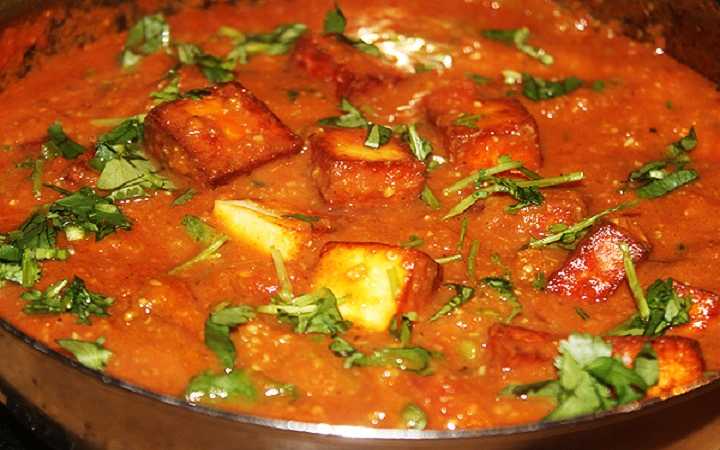 serve with naan or parotta masala paneer