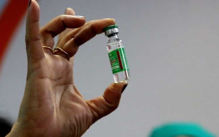 india is sending free vaccines to pakistan