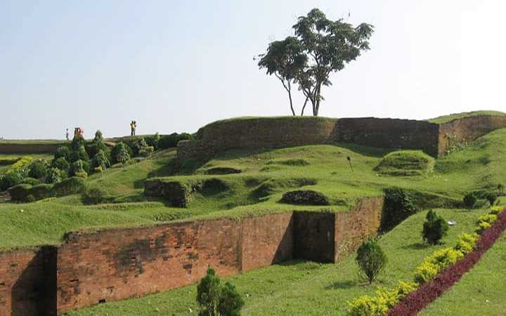 mahasthangarh is one of the most earliest urban archaeological sites in bangladesh