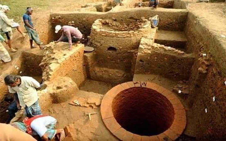 mahasthangarh is one of the most earliest urban archaeological sites in bangladesh