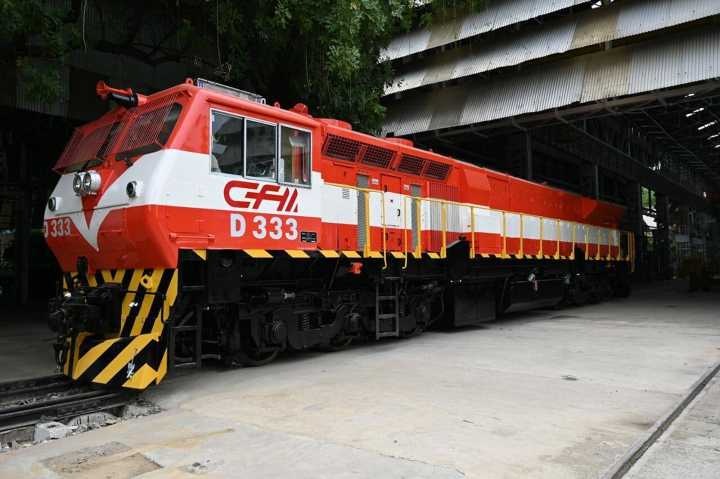 railways has exported a 3000 hp locomotive to mozambique