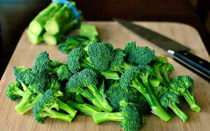 suffering from diabetes put broccoli on the daily menu