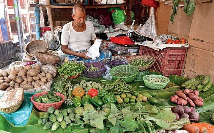 the vegetable market is on fire